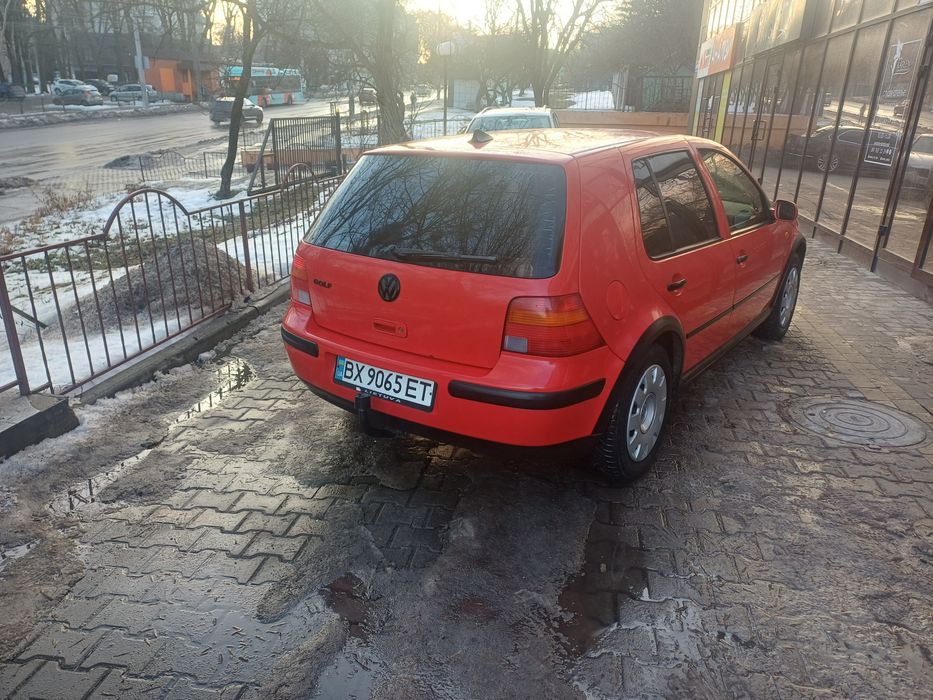 Volkswagen Golf 4 .1.6.
Volkswagen Gol