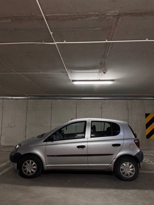 Toyota Yaris 2003r 1.0 benzyna stan dobry