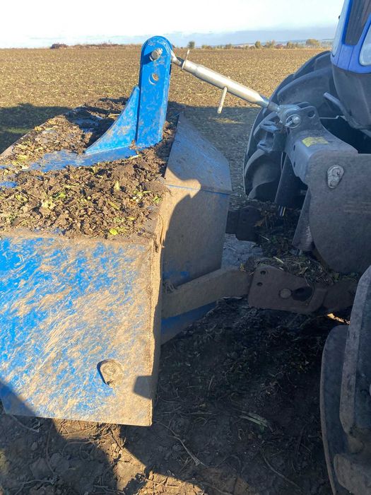Передня навіска на трактора NEW HOLLAND T6090 RС СLASSIK
