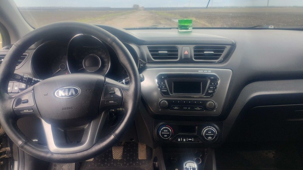 Продам Кіа Rіo 2013 1.6