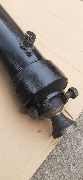 Продам гідроциліндр 1птс-9