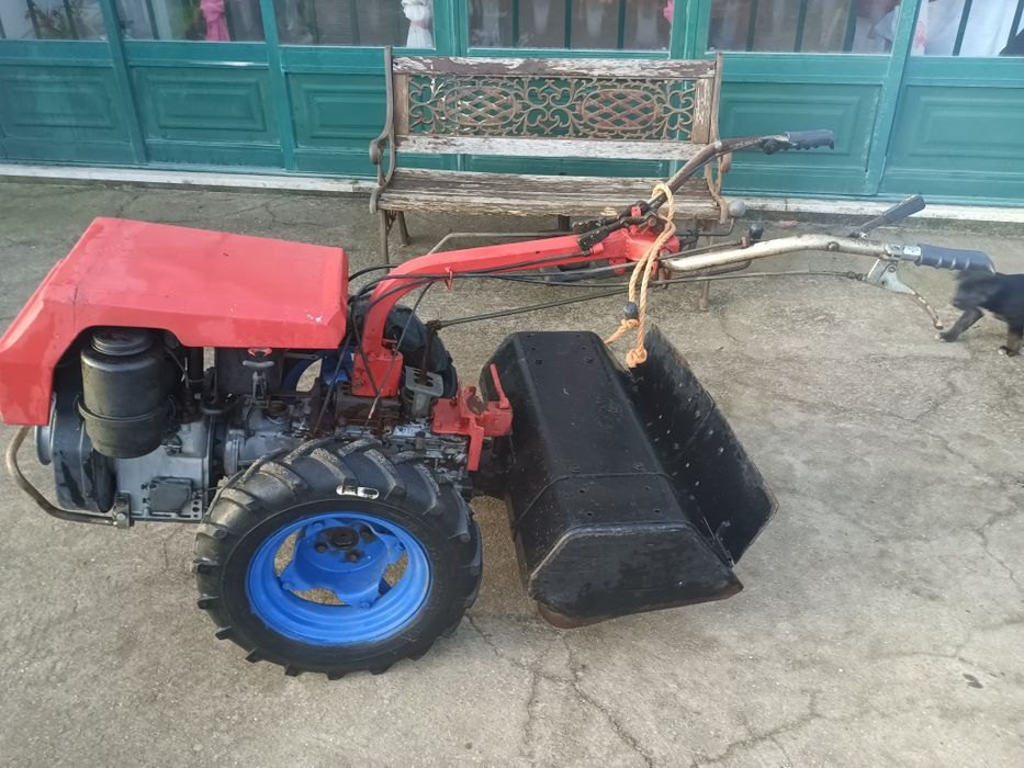 o das fotos , impecável , valpadana 14 CV diesel com fresa