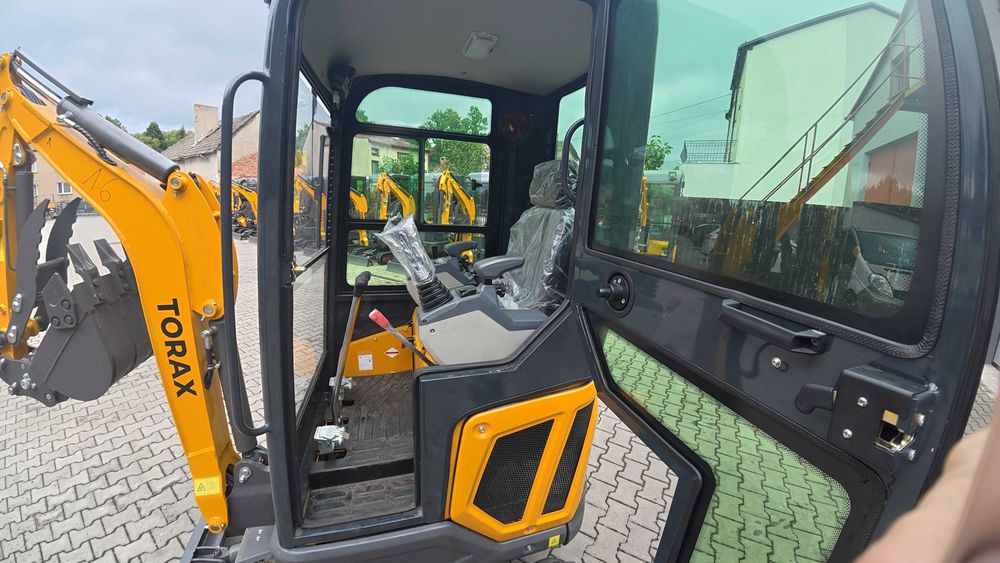 Koparka Gąsienicowa  minikoparka Kubot 1.6 Ta