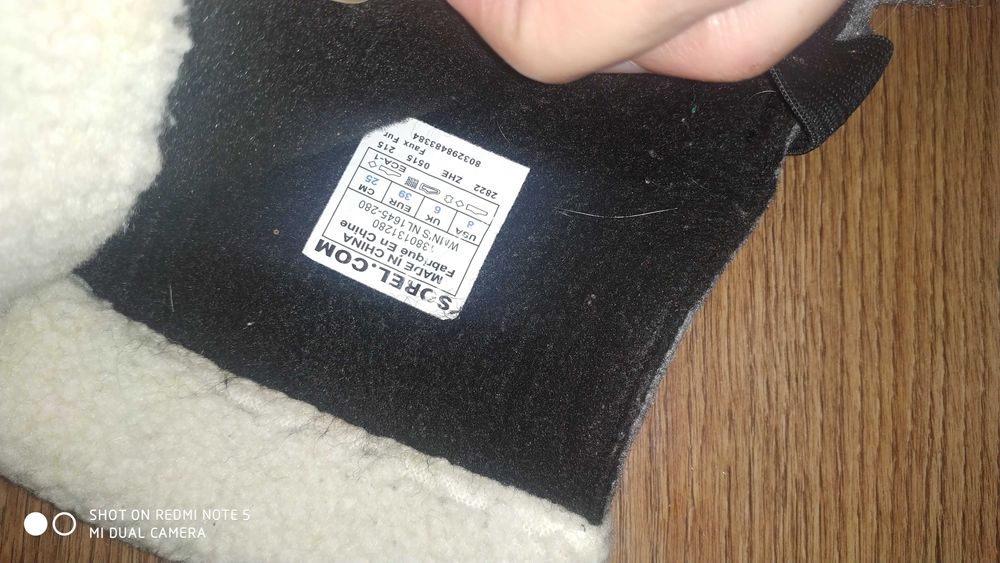 Зимние непромокаемые Ботинки,черевики, сапожки
Sorel, eur39 (25cm)