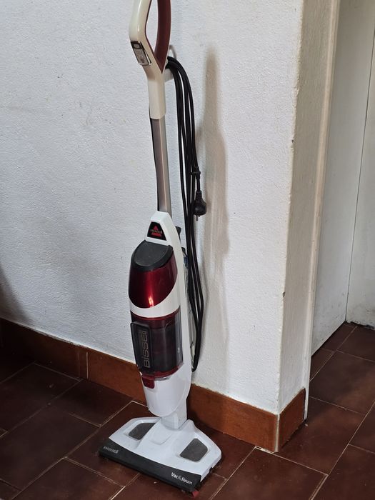 Aspirador vertical Bissell Vac&Steam