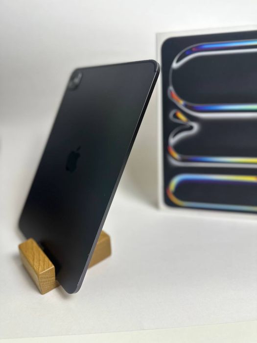 Apple iPad Pro 11-inch M4 256gb: 28 999 грн. - Apple Кременец на Olx