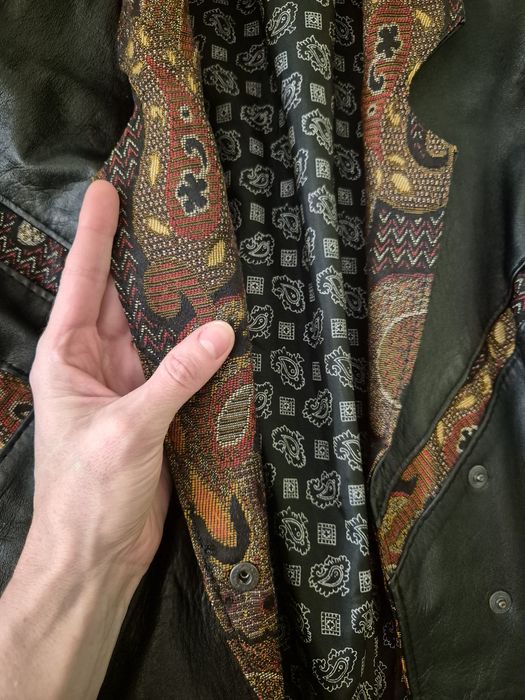 Куртка кожаная в стиле ретро