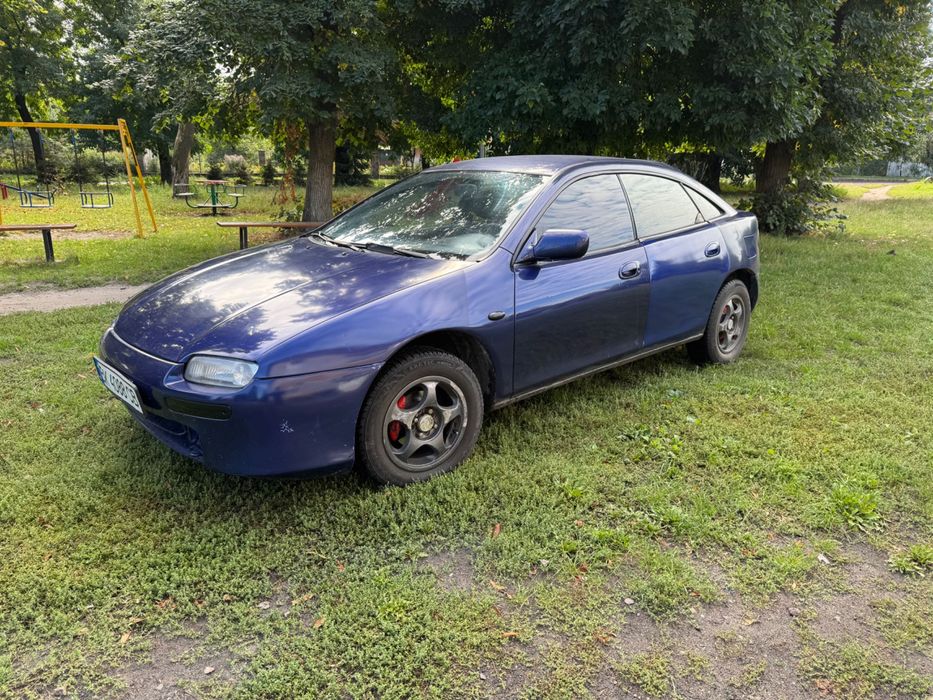 Продам мазду 323Ф