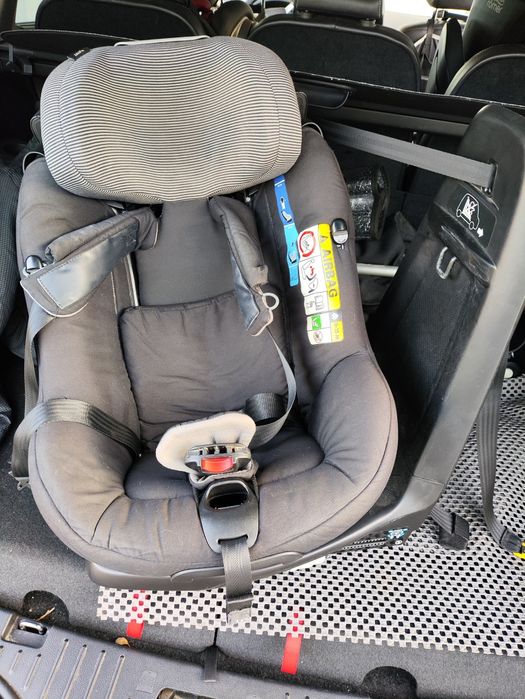 Cadeira auto Bebeconfort Axxisfix