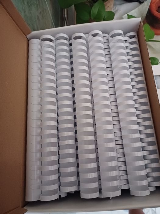Canudos de plástico para encadernar (21argolas)