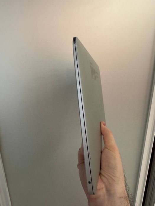 Apple MacBook 2020 M1 8GB RAM 128GB SSD