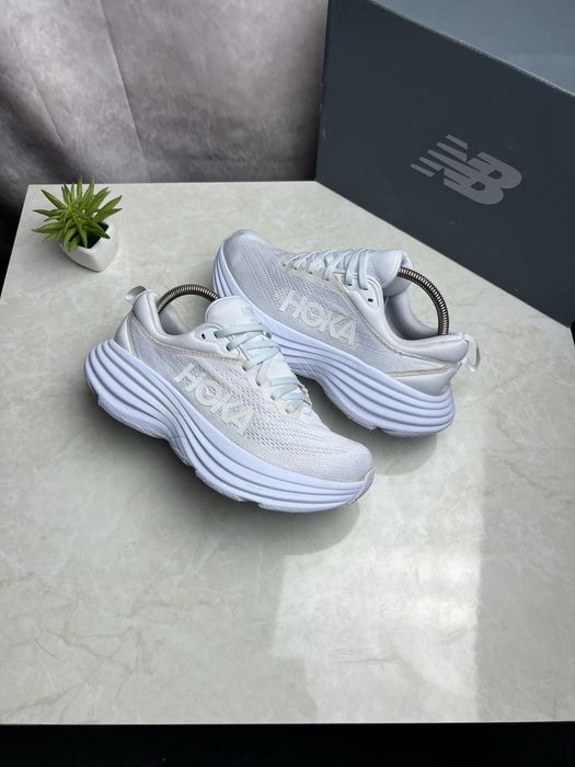 Кросівки Hoka Bondi 8 Розмір 40 Original Взуття