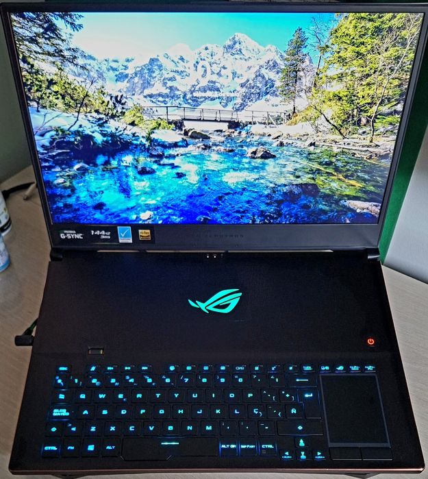 Asus zephyrus S17 - ultra slim gaming PC