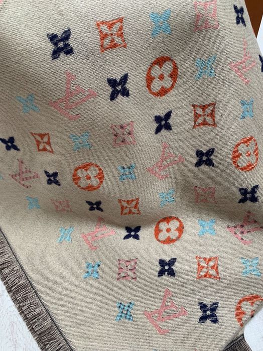 Cachecol  dupla face Louis Vuitton