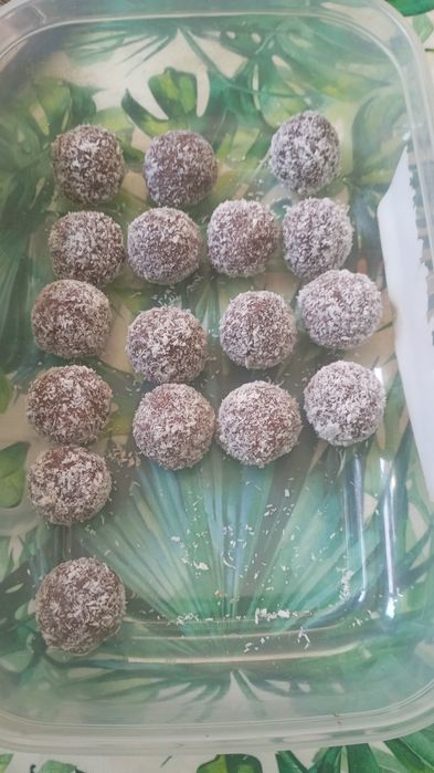 Brigadeiro de coco e chocolate