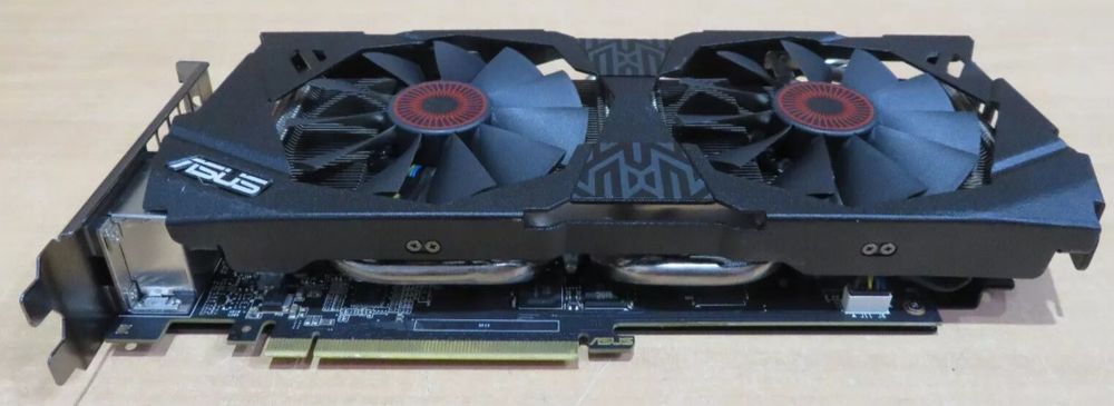 ASUS Strix GeForce GTX 970 DC2OC - 4GB