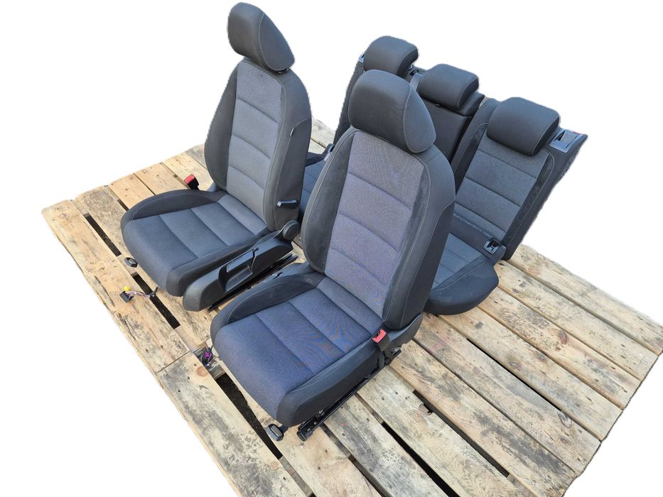 Wnętrze Fotele Kanapa Alcantara Welur VW GOLF 6 VI /5 Hatchback Europa