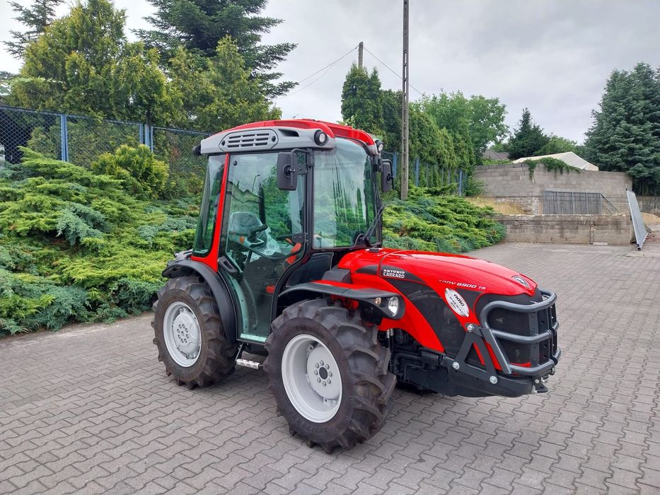 ANTONIO CARRARO TR 8900 TR 8900 silnik KUBOTA Obrotowy Fotel ! Skrzynia bezstopniowa TONY  Zdobywca nagrody Tractor of The Year 2025 !