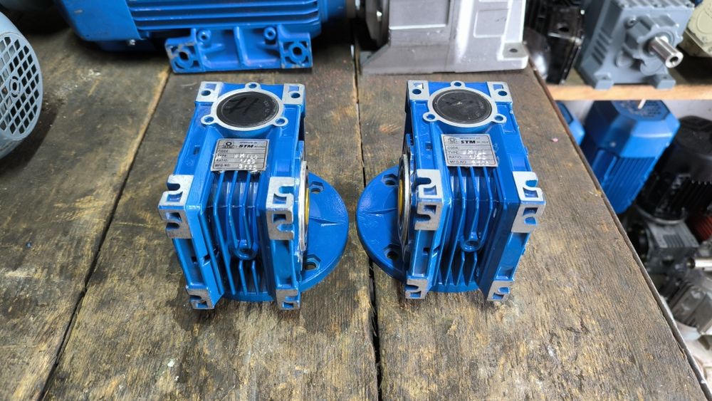 Редуктор nmrv-040. Передатка 1:50. Мотор редуктор.