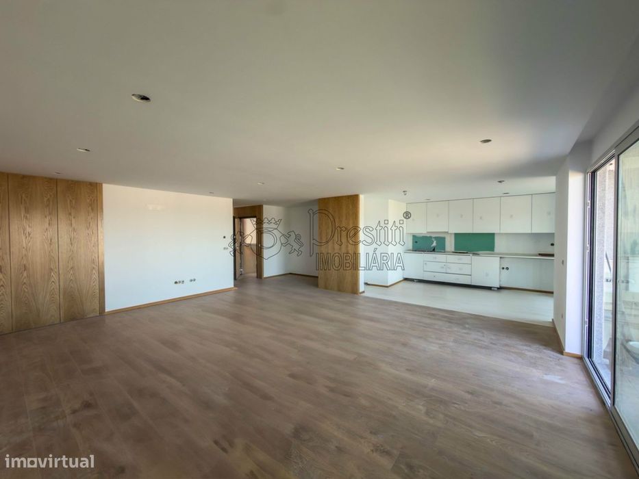 Apartamento T2 para Arrendar em Guimarães