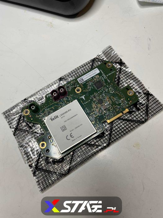 Tesla model Y 3 S X Modem EU modul LTE INTEL Europa Kraków Podgórze ...