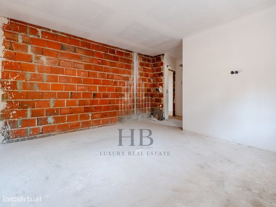 Apartamento T2 com terraço - Loures