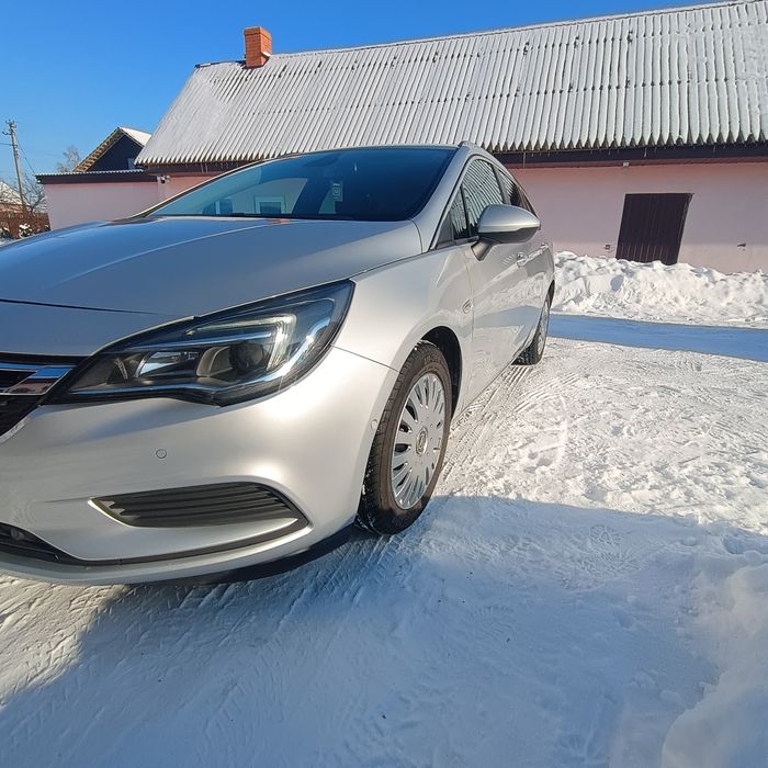 Опель Астра к 2018рік