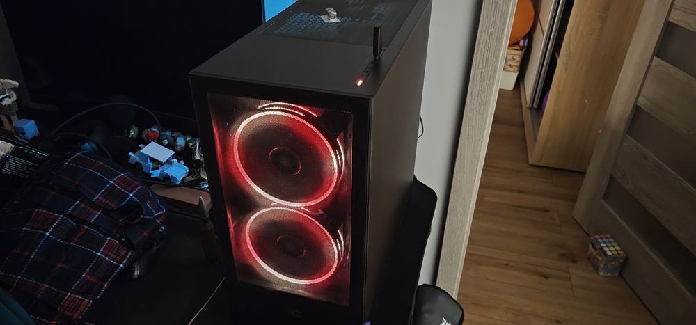 G4M3R HERO PLUS i7-14700KF/32GB/2TB/RTX4070