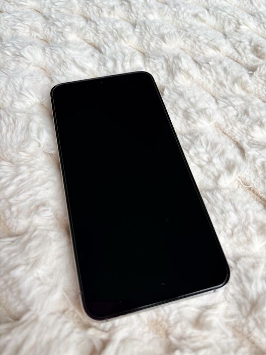 Samsung S 23  128/8 gb