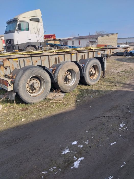 Продам п.прицеп ,контейнеровоз МАЗ 975800