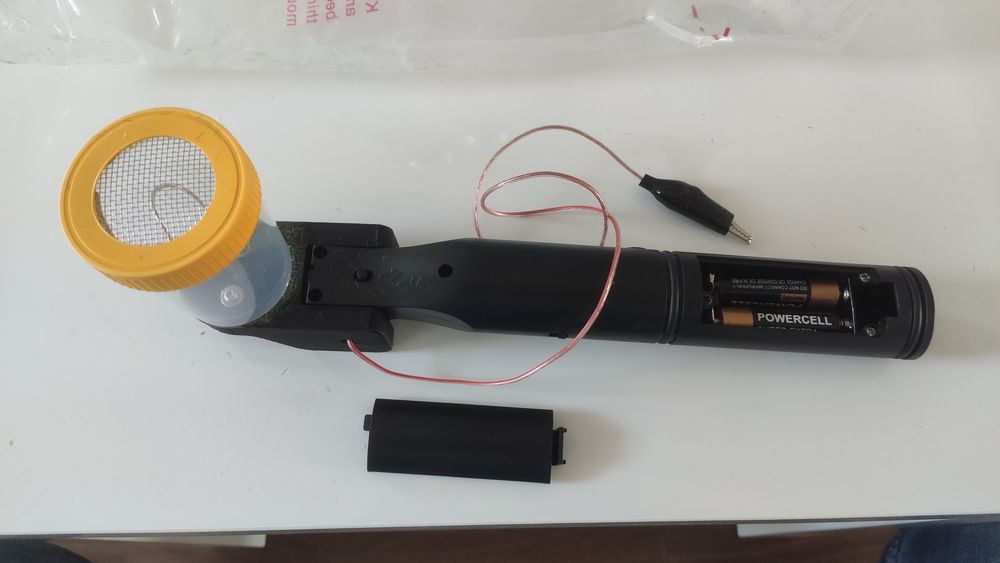 Elektrosadzarka do trawy do makiet