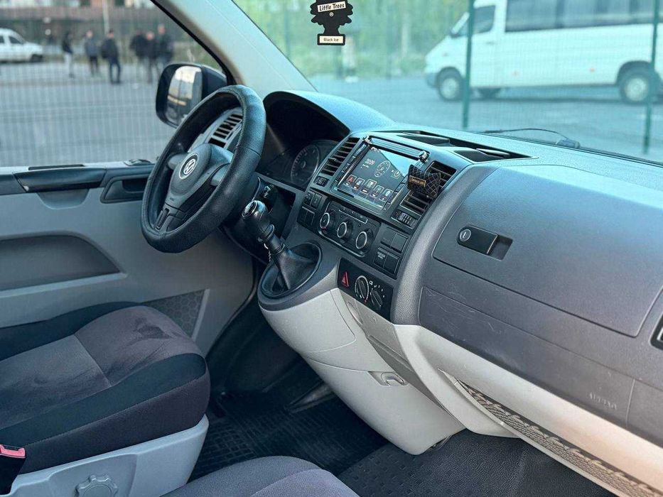 Volkswagen Transporter T5 GP 2010 рік 2.0 дизель 103kw