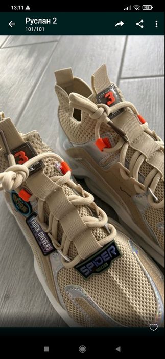 Продам кросівки осінь, літо