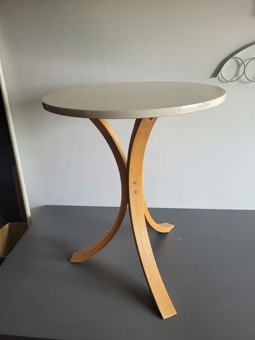 Okragły stolik kawowy