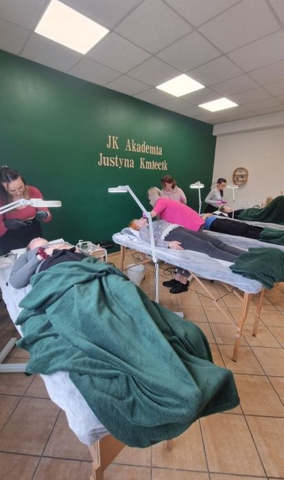 Kurs przedłużanie i lifting rzęs, laminacja i henna pudrowa brwi