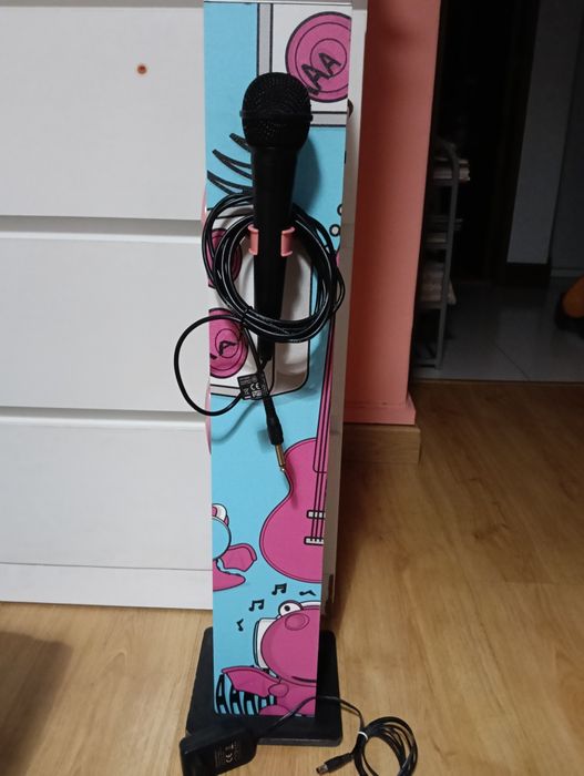 Coluna de som torre com karaoke Muse M-1020 KDG