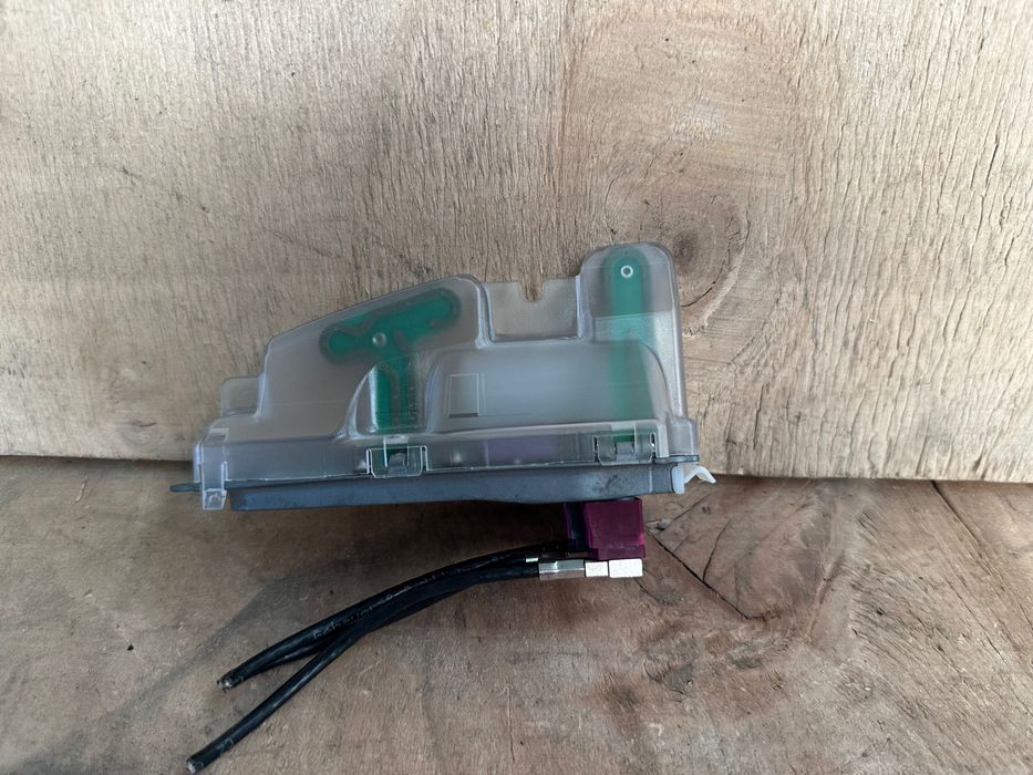 Módulo de Antena GPS BMW E60 E61 520D 525D 530D - 6957.345-02