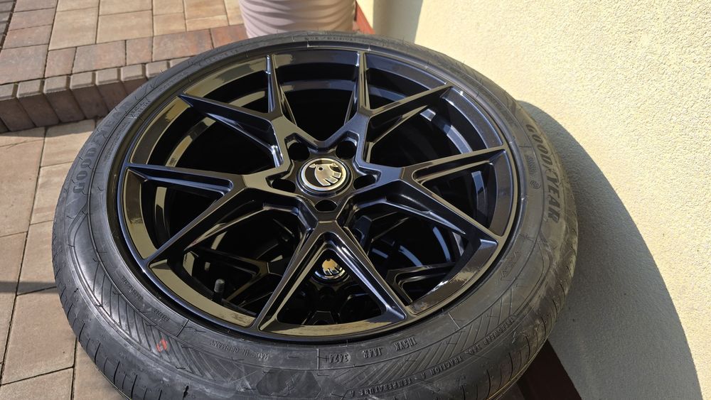 Koła 215/50R18 Skoda Karoq Superb Ateca Audi Q2 T-Roc Goodyear Forzza
