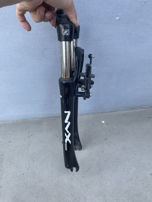 Amortyzator rowerowy sr suntour pod kolo 28