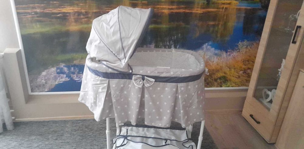 Łóżeczko Mojżesza w bardzo dobrym stanie