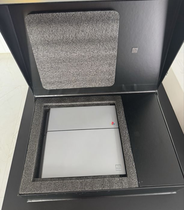 Sony PlayStation 4 20th Anniversary Edition  - Nowa