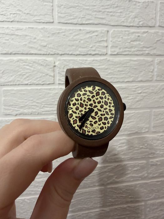 O’clock годиннник з леопардовим циферблатом S