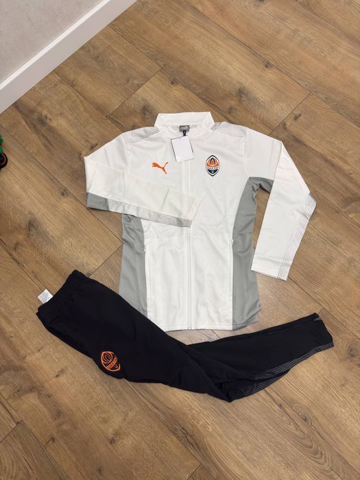 Екепірування «Шахтар» nike та puma