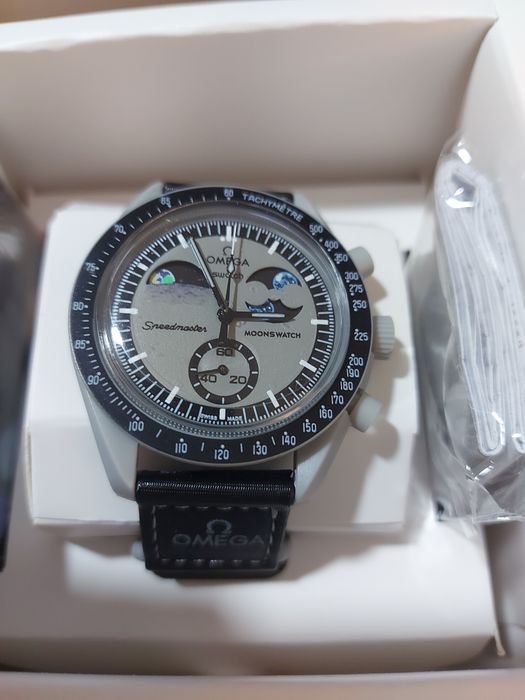 Swatch omega Earthphase
