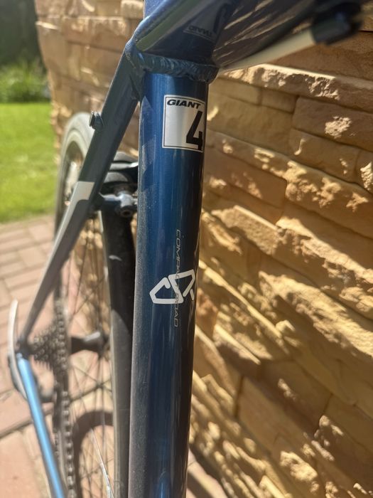 Giant Defy 4 M/L