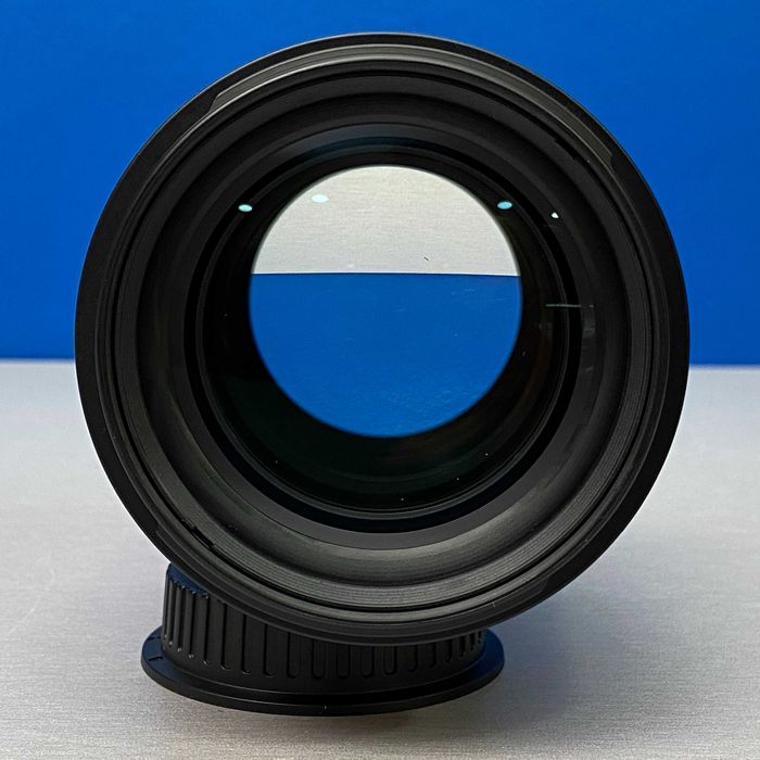 Canon EF 85mm f/1.4 L IS USM