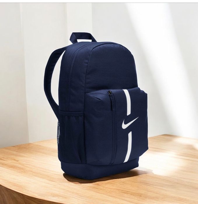 Nowy granatowy plecak Nike