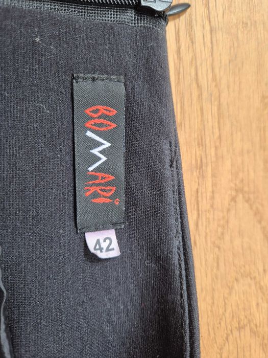 Spódnica czarna, rozmiar 42