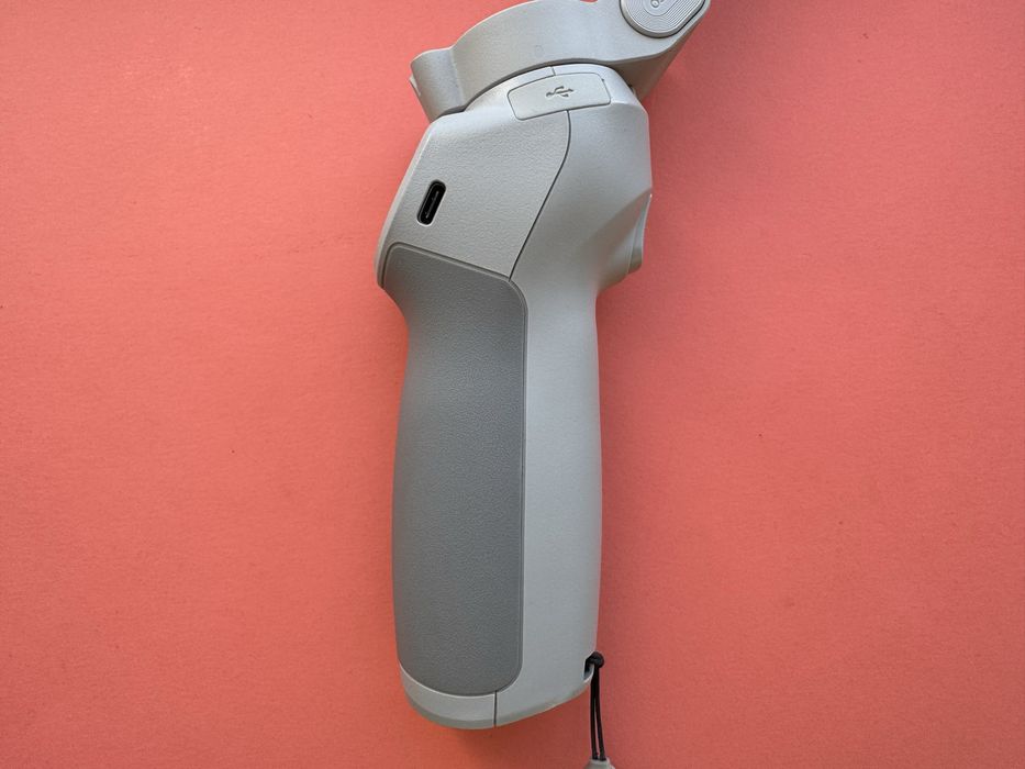 Стабілізатор DJI Osmo Mobile OM 4