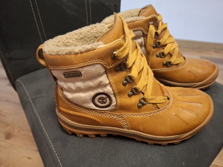 Buty sportowe przeciwdeszczowe